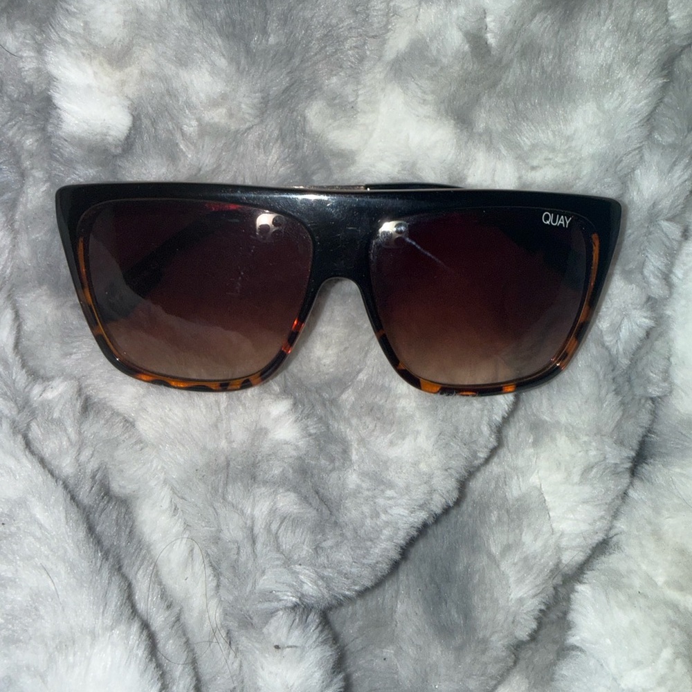 Quay Australia Tortoiseshell Frame Sunglasses with Brown Gradient Lenses